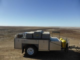 Australia (Lake Eyre)